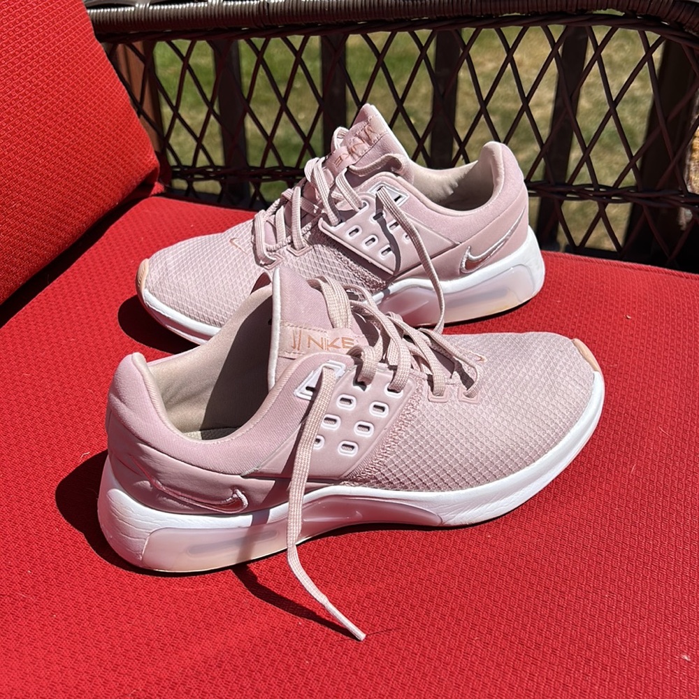 Nike Court Vision, Airmax Low, Size 6.5